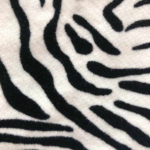 Gymboree Sz 4 Black White Zebra Print Cotton Skort - Picture 5 of 7